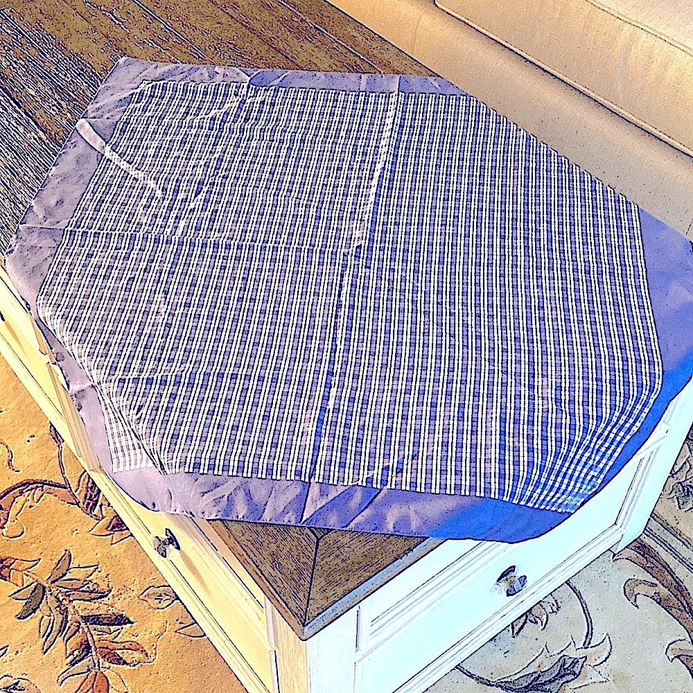 🆕NWOT•Blue & White Plaid 30”x 30" silk blend square Scarf; Boutique - Picture 2 of 15
